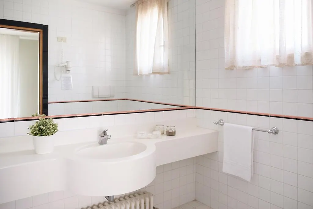 Hotel Junior Rimini